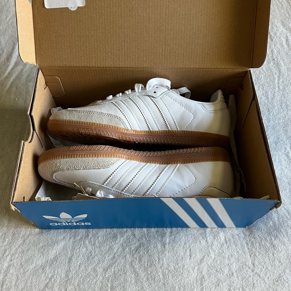 SOLD - Picture 3 of 3